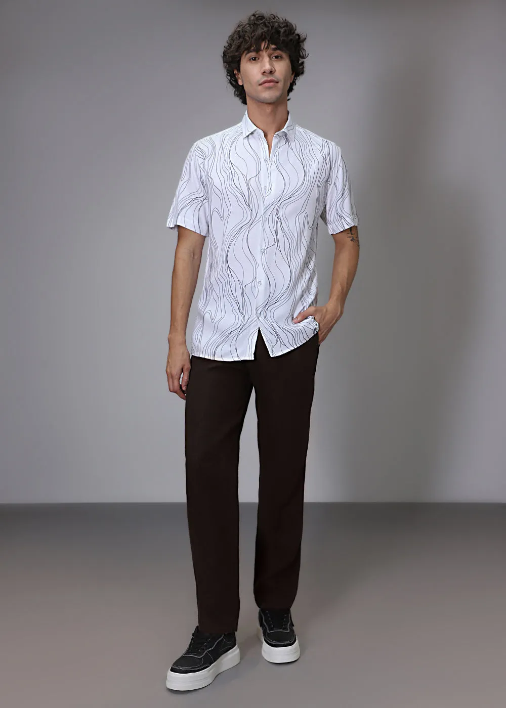 Abstract White Line Print Shirt