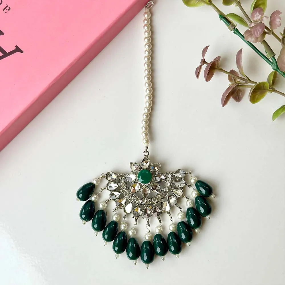 Minaahil Silver (Green) Earrings/Teeka set