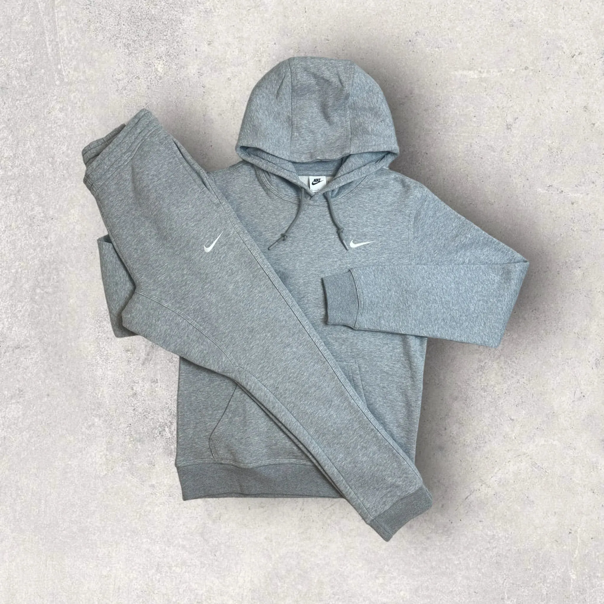 NIKE SWOOSH FLEECE TRACKSUIT - GREY