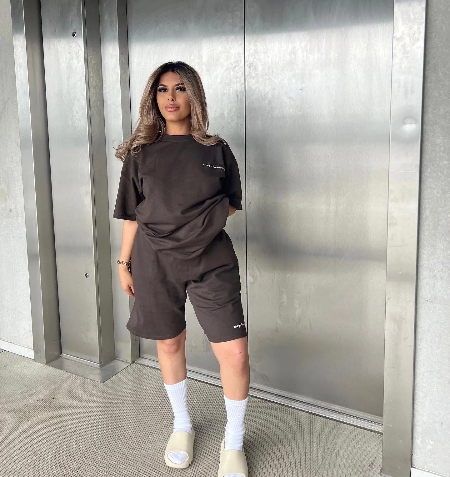 TGW Oversized Brown Set
