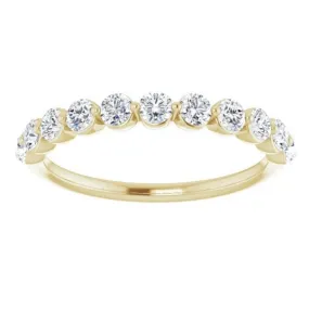 The Maxi Floating Diamond Band