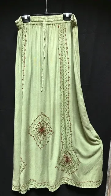 TIENDA HO 1815 EMBROIDERED RAYON SKIRT