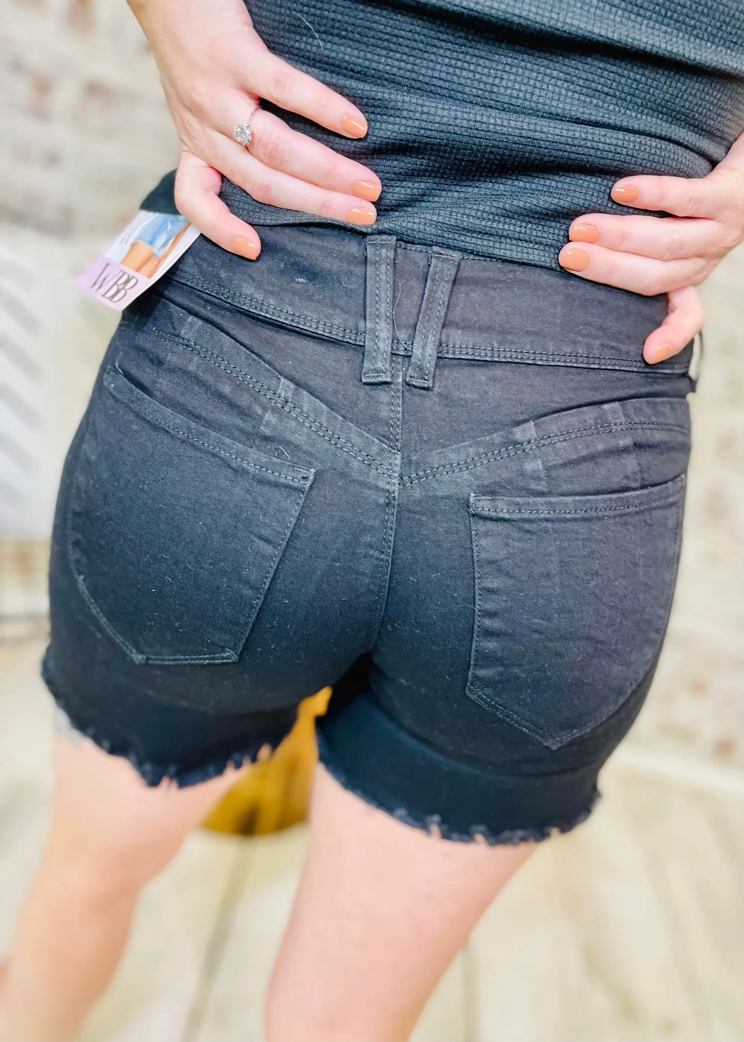 WannaBettaButt 2-Button Mid-Rise Shorts in Black